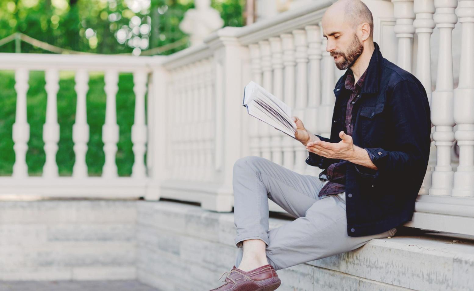 Analyse de données financières sur écran d'ordinateur